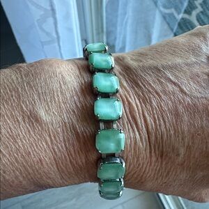 Vintage Elegant Silver and Green Bracelet from the 60s